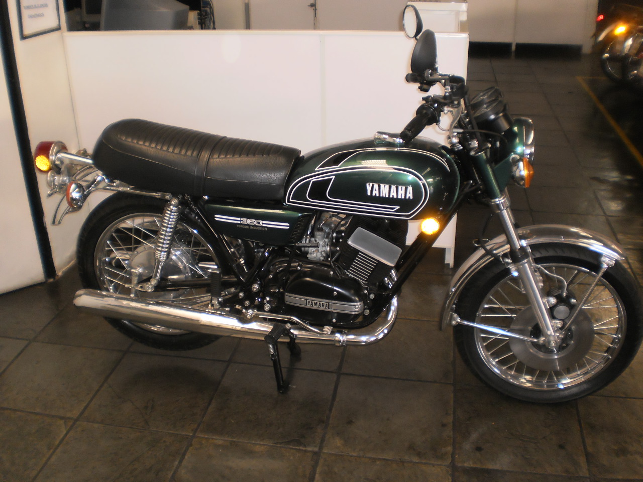 MATÃO MOTOS YAMAHA RD 350 COR VERDE ANO 1974 "VIUVA NEGRA"
