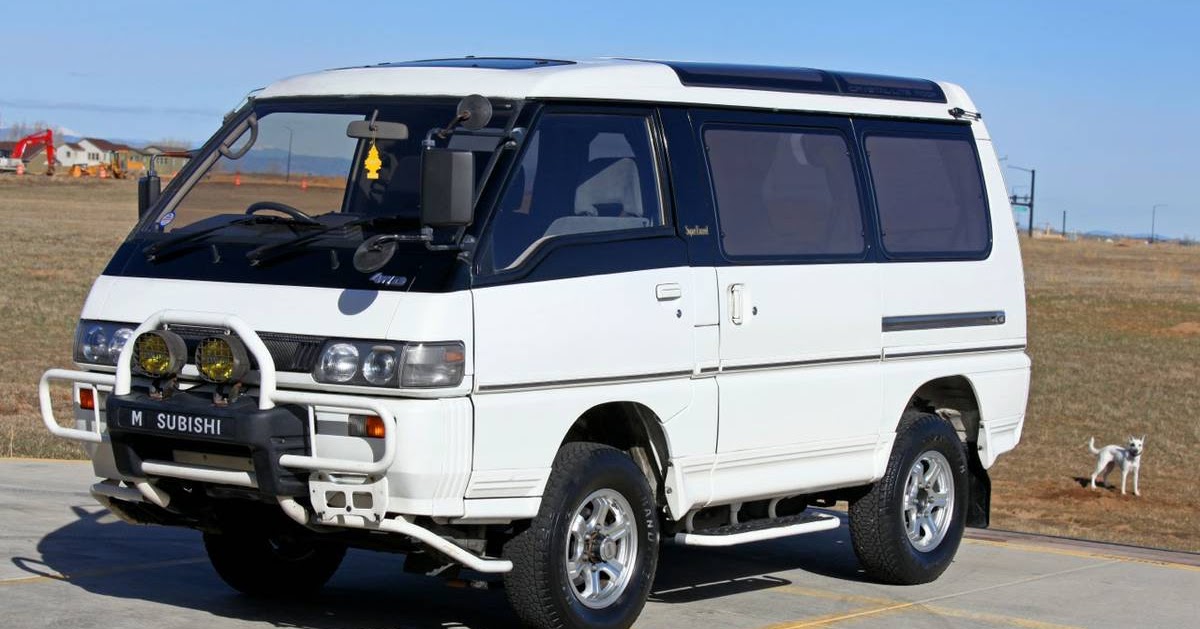 1990 Mitsubishi Delica 4x4 JDM Camper Van For Sale