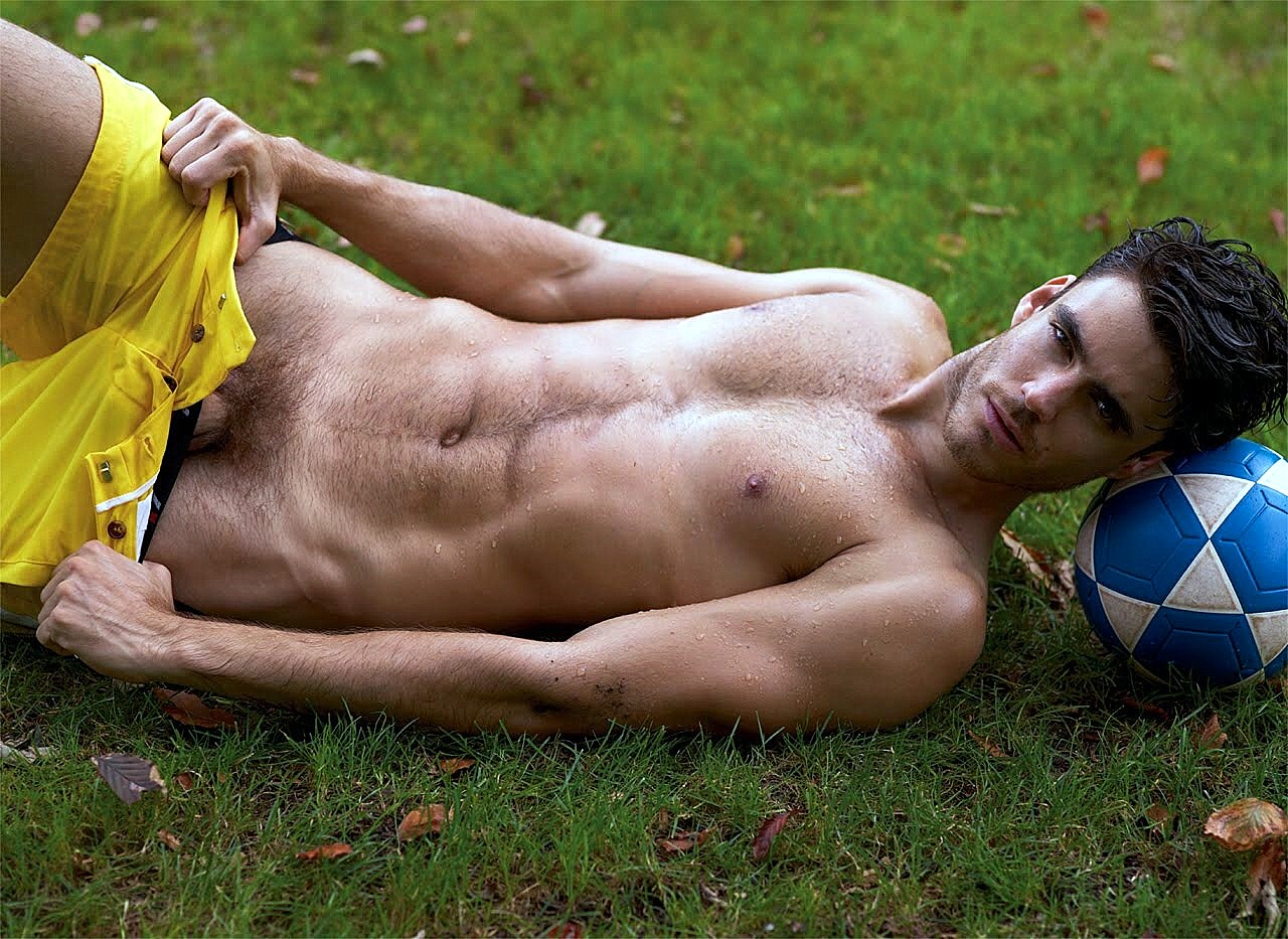 Australian Rules Footballer Dane Swan Leaked Nude Photo