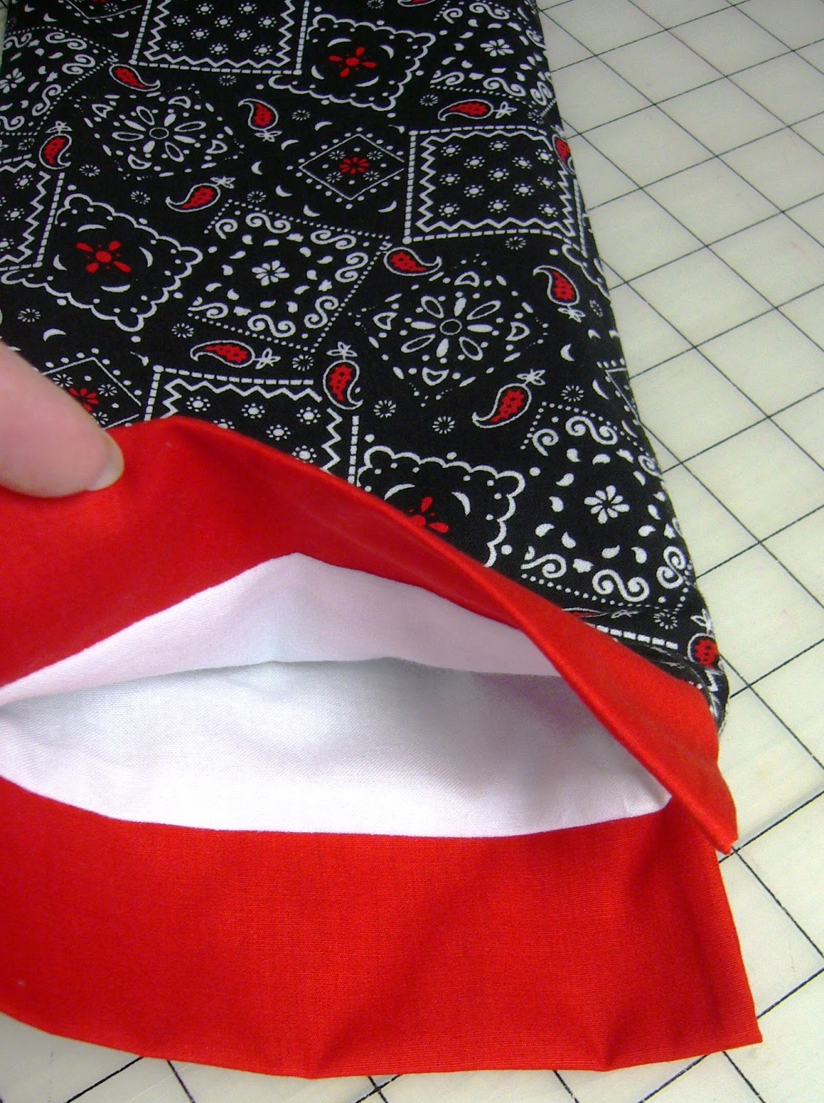 Simply Shoeboxes Simple Lined Drawstring Bag Pattern and Tutorial
