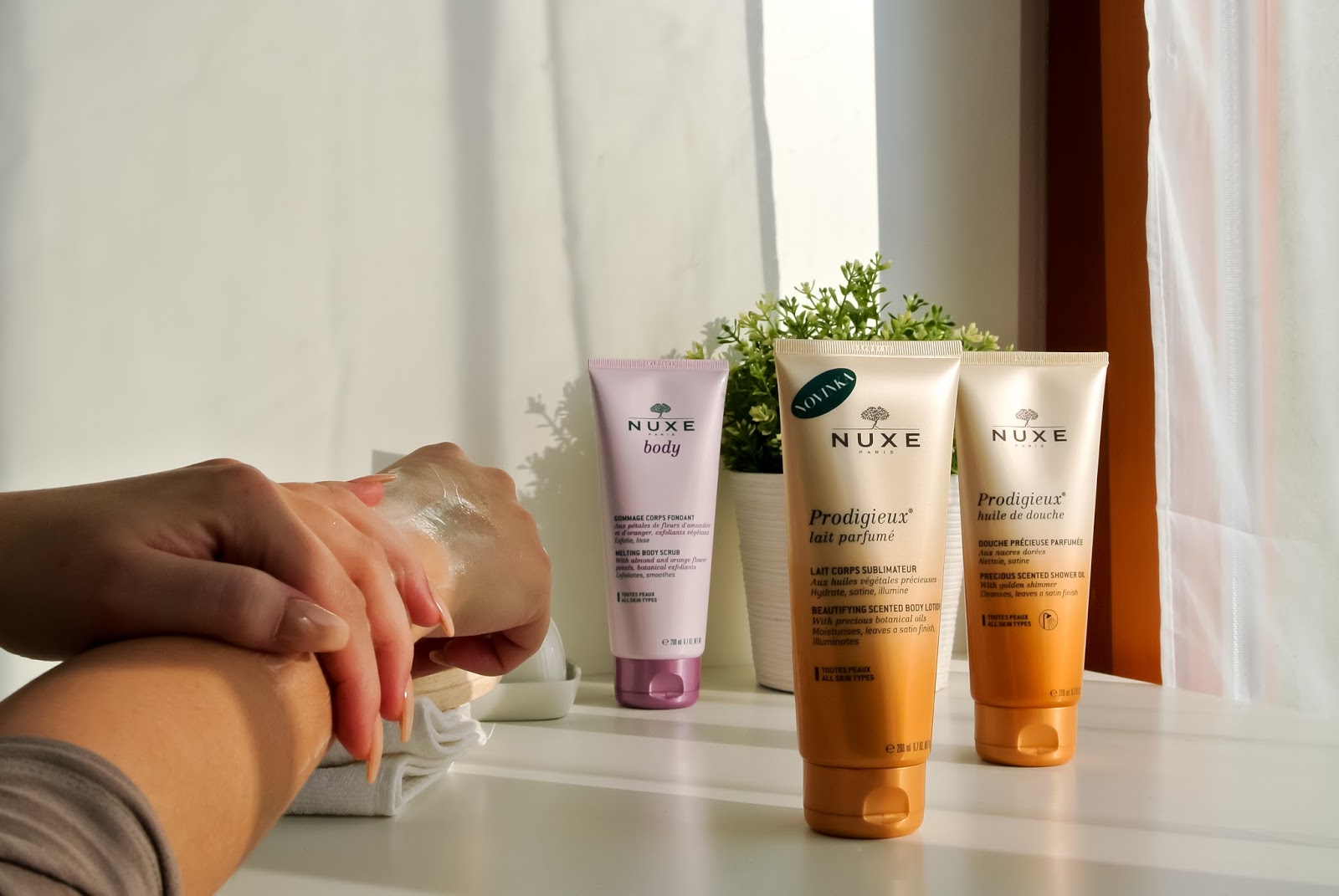 pece-o-telo-nuxe-kosmetika-huile-prodigieux