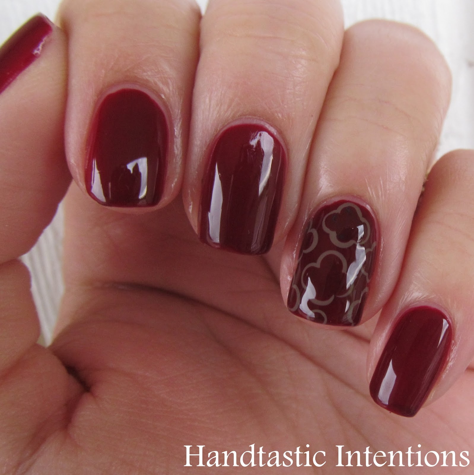 Handtastic Intentions Swatch and Review of Avon Cherry Jubilee and Untamed