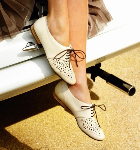 Zapatos clásicos de mujer Zapatos clásicos de mujer