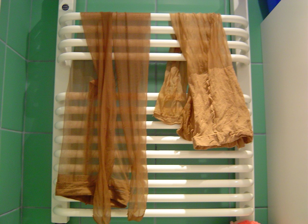 Joy of Tights (aka pantyhose) Guide to hand washing your tights