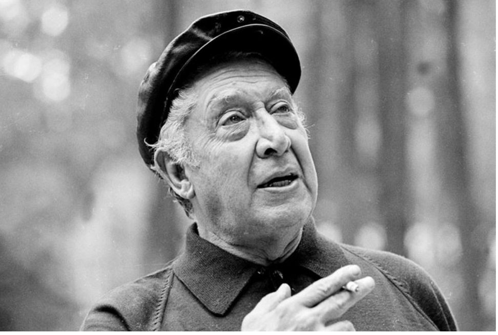 david alfaro siqueiros the activist artist essay She was a member of the initial nucleus of the siqueiros experimental workshop in new york, 1936 the workshop was organized by the mexican artist, david alfaro siqueiros who was then visiting new york as a mexican delegate to the american artists' congress . david alfaro siqueiros the activist artist essay She was a member of the initial nucleus of the siqueiros experimental workshop in new york, 1936 the workshop was organized by the mexican artist, david alfaro siqueiros who was then visiting new york as a mexican delegate to the american artists' congress .