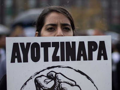 Dictan auto de libertad a inculpados por desaparición de normalistas