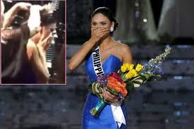 Hoa hậu hoàn vũ thế giới 2015 rơi nước mắt 12