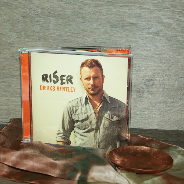 [Music Monday] Dierks Bentley - Riser