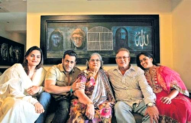 7-most-famous-bollywood-family