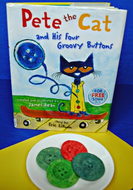 Pete the Cat Button Cookie snack