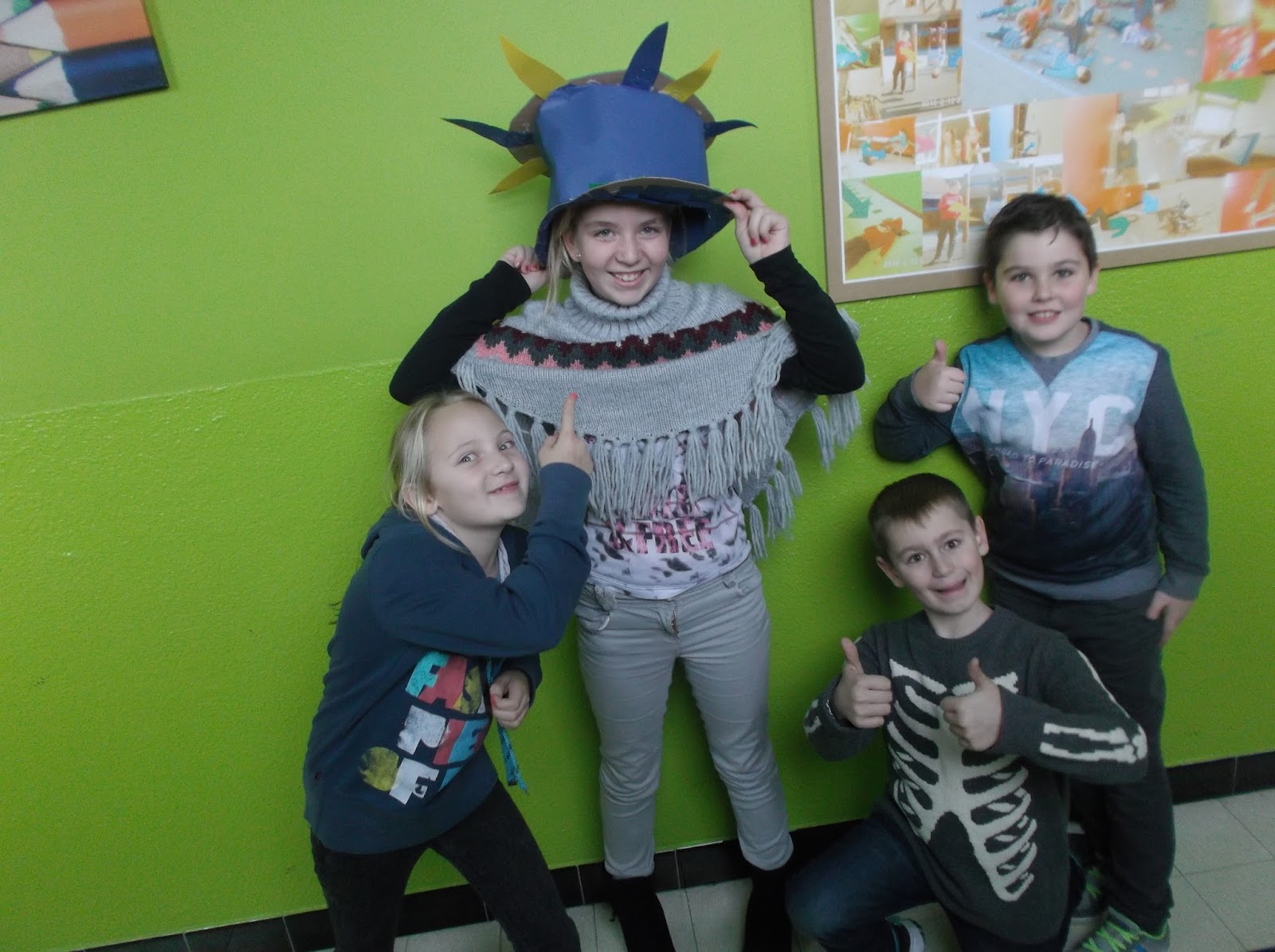 5e leerjaar: hoeden maken voor Ben Correct: Met de hoed in de hand, kom