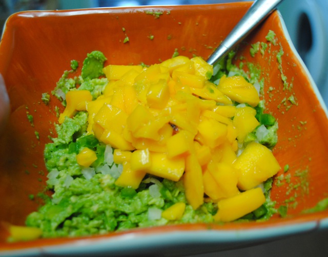 Подраздел 2.2: Техника нарезки экзотического фрукта