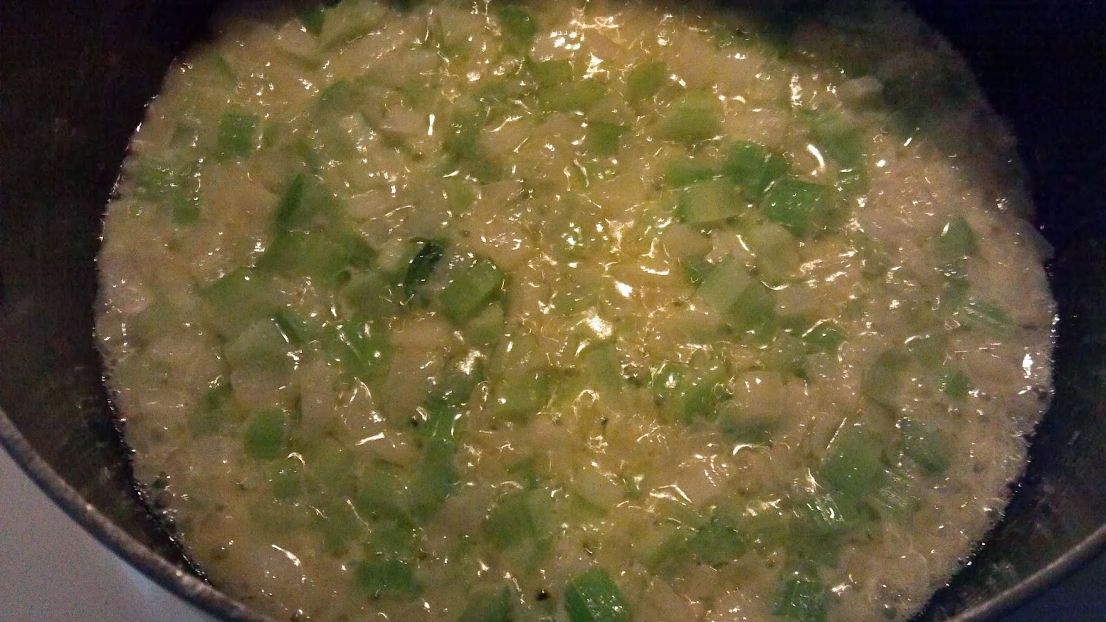 lizzycooks Mom's Traditional Simple Sage Dressing