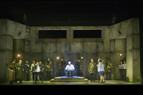 Verdi: Macbeth - English Touring Opera (Photo Richard Hubert Smith)