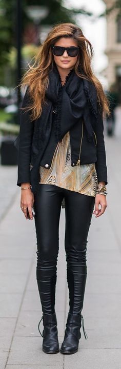 Street style fall leather leggings | Just a Pretty Style