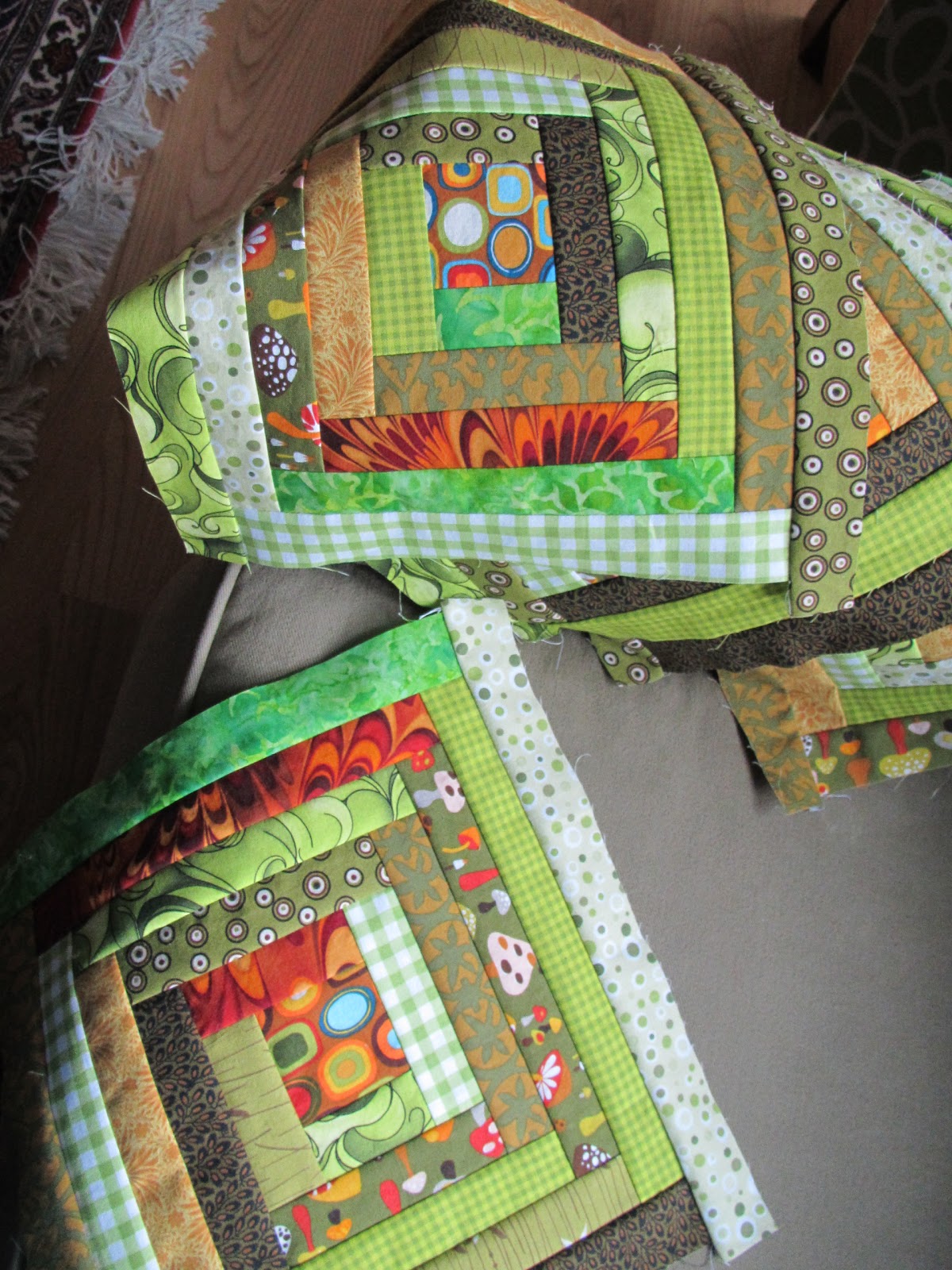 Mighty Distractible Log Cabin Block