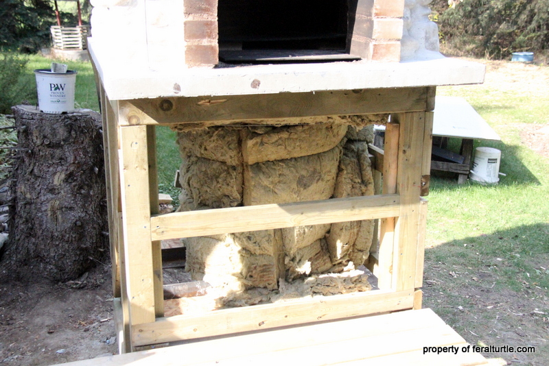 The Feral Turtle Rocket Stove / Pizza Oven Part 4