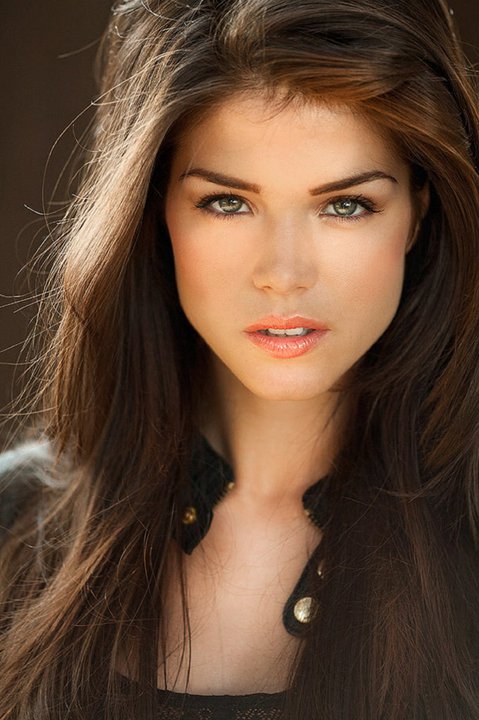 Addison gallery Marie Avgeropoulos pictures gallery (3) | Film Actresses