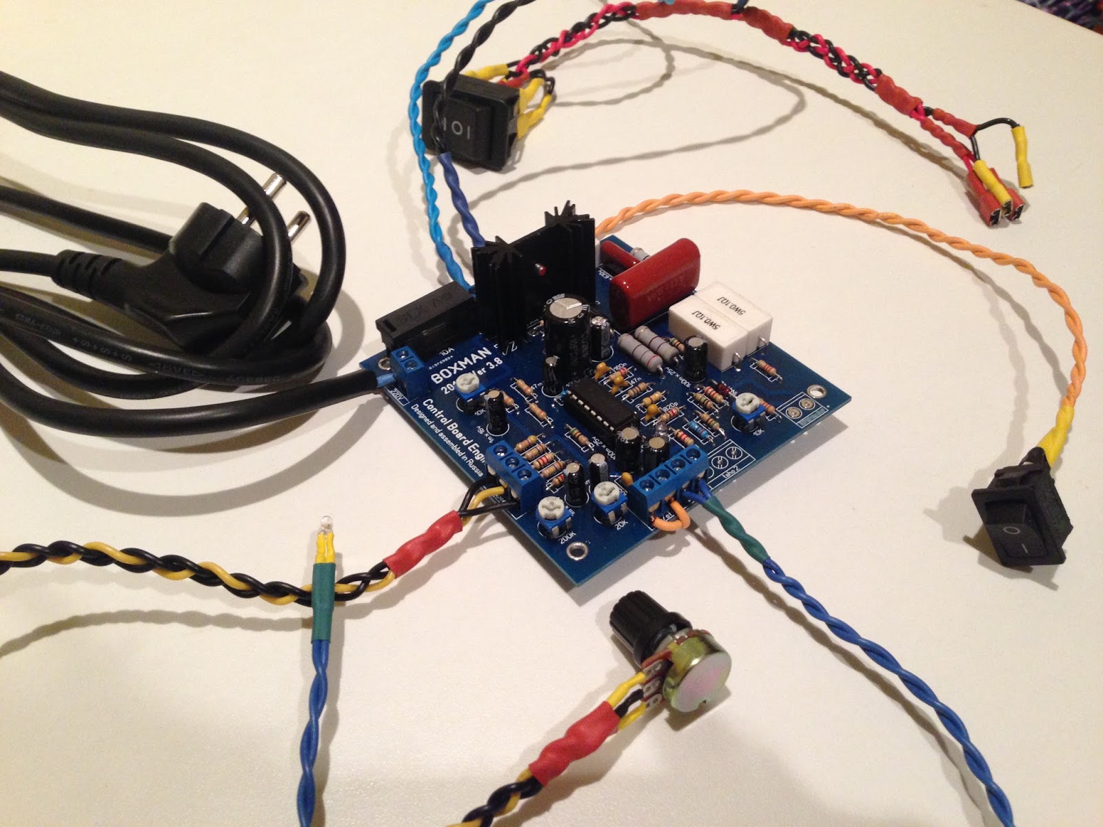 Плата управления оборотами колекторного двигателя: Блок управления ...