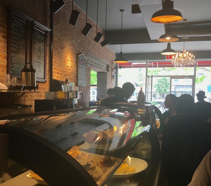 H A R L E M + B E S P O K E INTRODUCING HAMILTON'S BAKERY ON BROADWAY