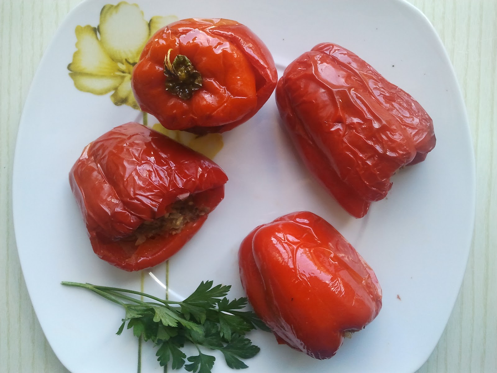 Turkish Stuffed Pepper Etli Biber Dolması A Little Turkish Cuisine