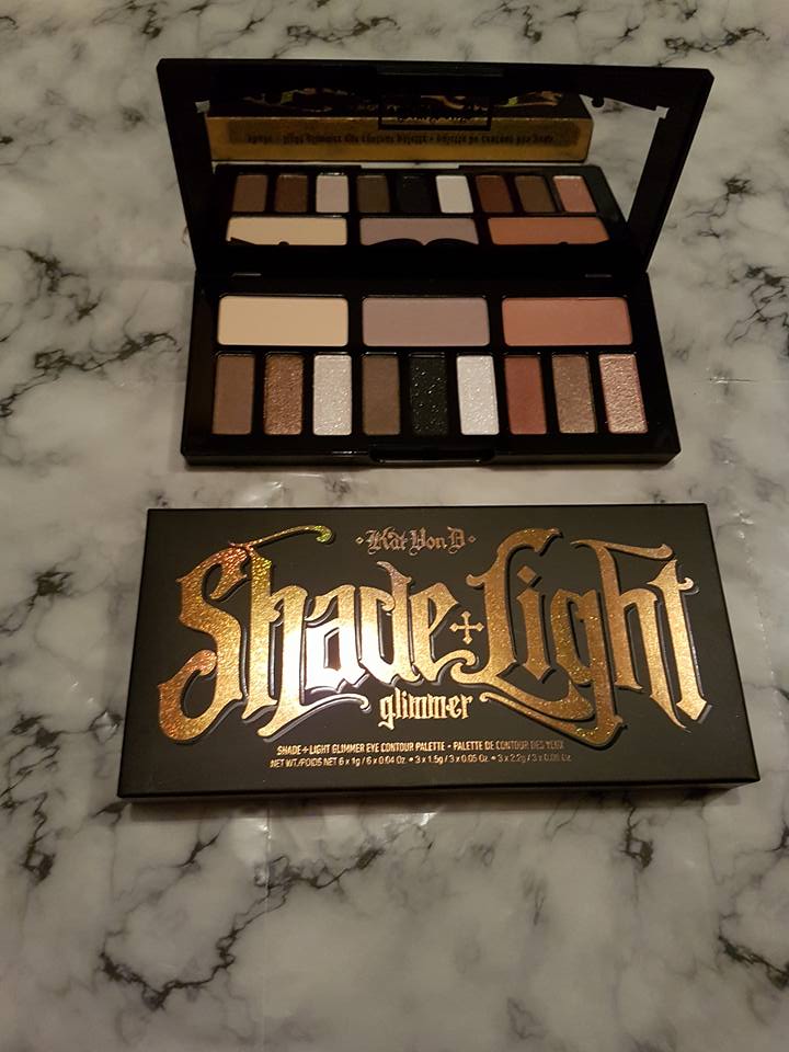 The Makeup Junkie S Diary Kat Von D Shade And Light Glimmer Palette Shade And Light Glimmer Features 12 Neutral Shades In A Range Of Finishes I Got This Palette For Ve Really Enjoyed Playing With The
