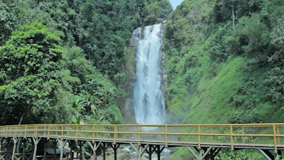 5 Objek Wisata Air Terjun Tertinggi di Sumatera - RiauMagz