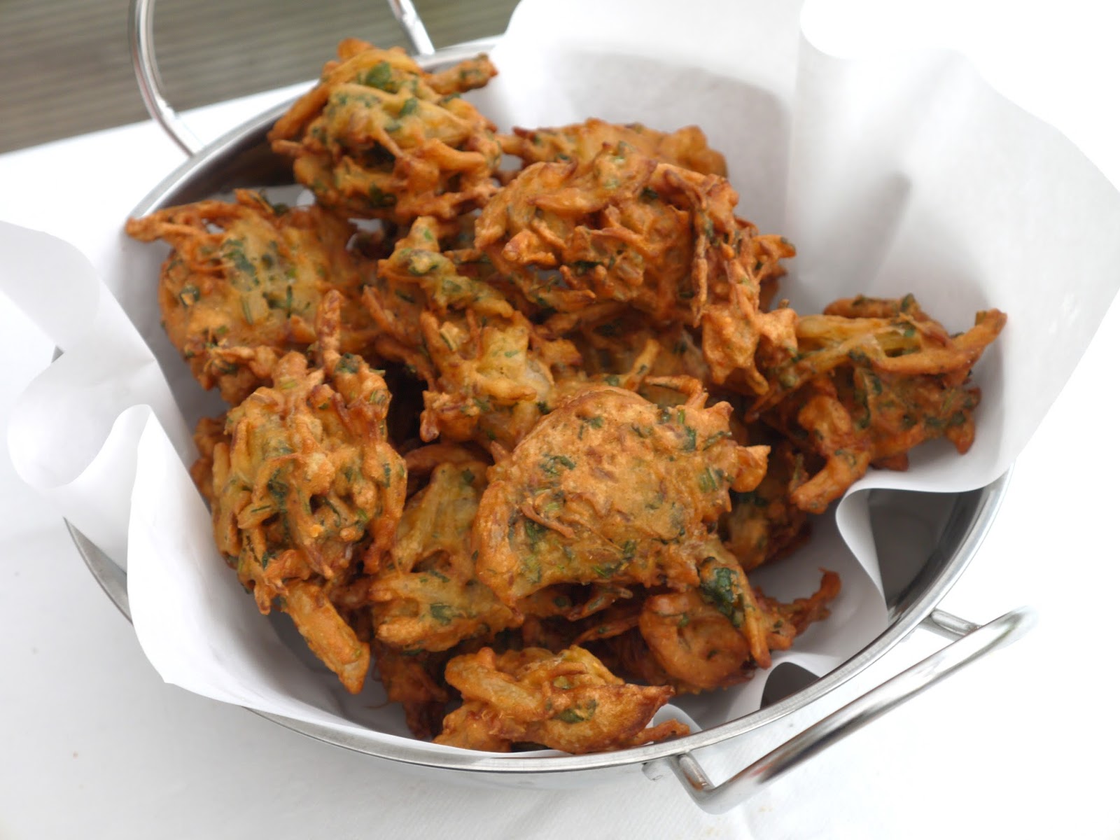 This Muslim Girl Bakes Crispy Onion Bhajis.