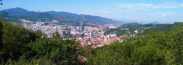 Vista de Bilbao desde el Monte Avril. De Larrabetzu a Bilbao