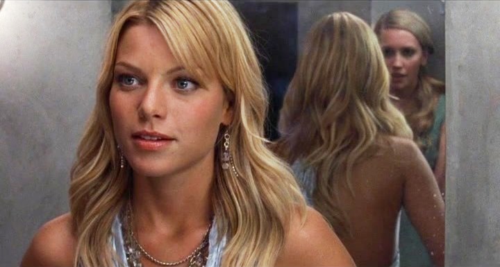 Lauren German as Cassie / Spin aka You Are Here (2007) / 64 