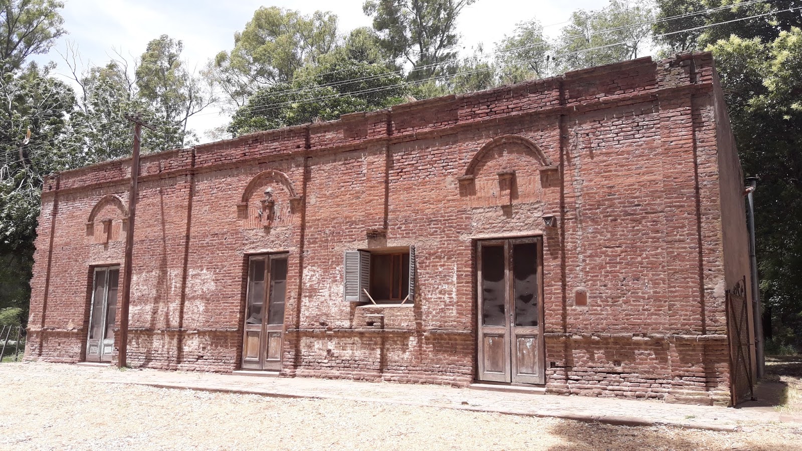 . Paseos La Gloria, un pueblo pampeano que suena a paz