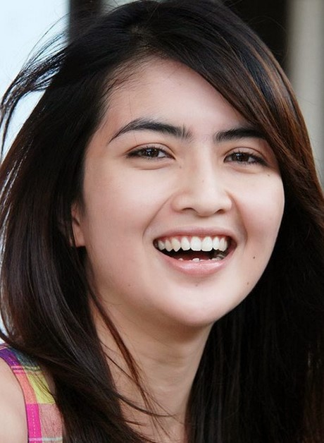 10 Aktris Cantik Indonesia