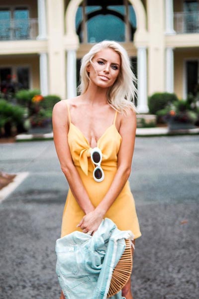 17 Fall Outfit Inspo That Will Make You Love This Season | Mustard Romper + Cult Gaia Bag + Steve Madden Candis