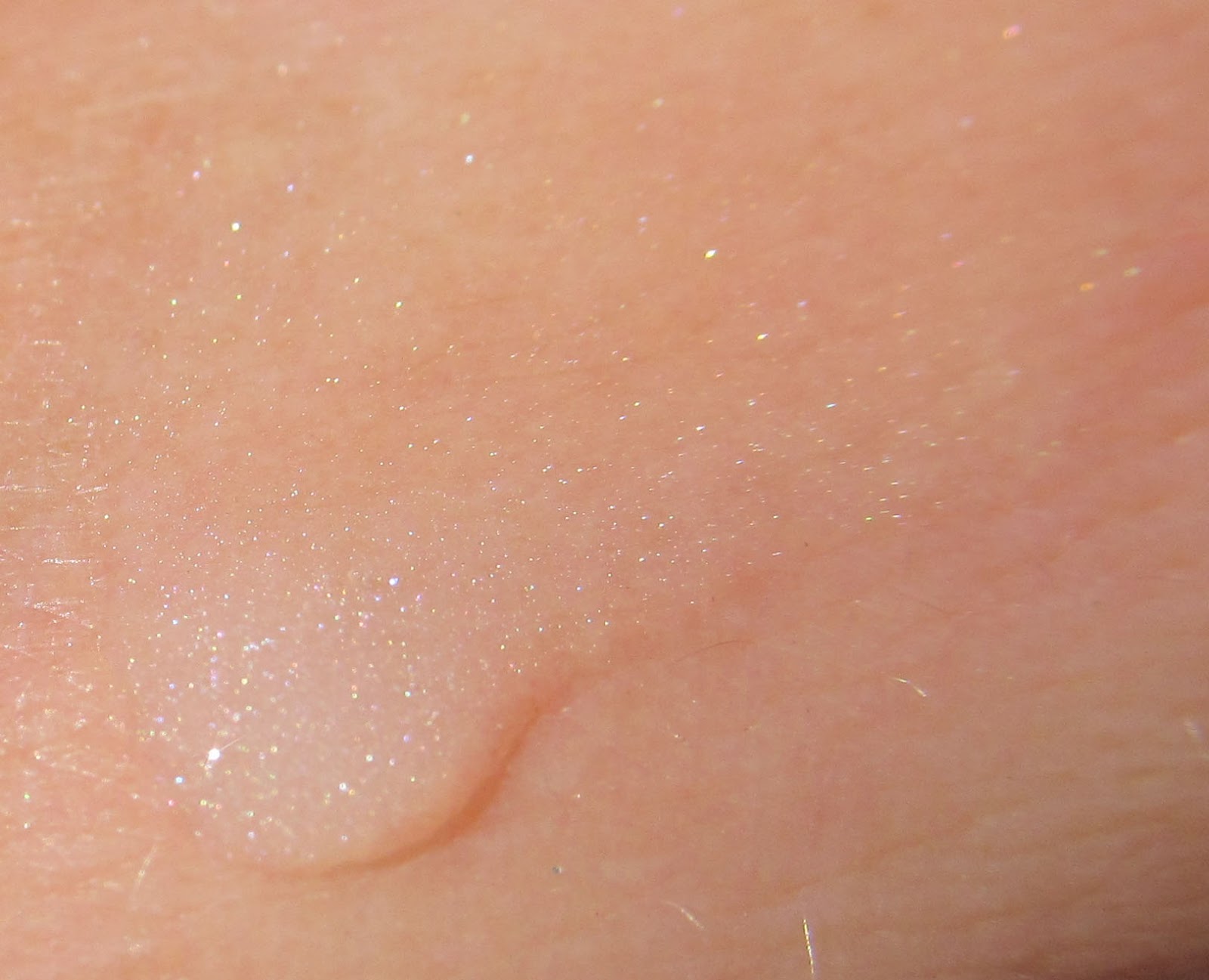 Bon Vivant Beauty Detox Eye Roller by First Aid Beauty