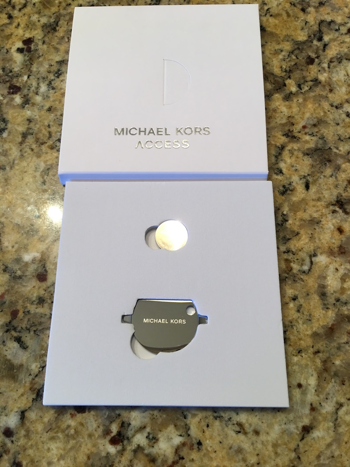 Beautify MICHAEL KORS TRACKER