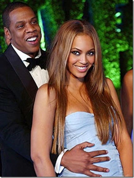 CENTURY ENTERTAINMENT: Video: Beyonce poses Nude While 