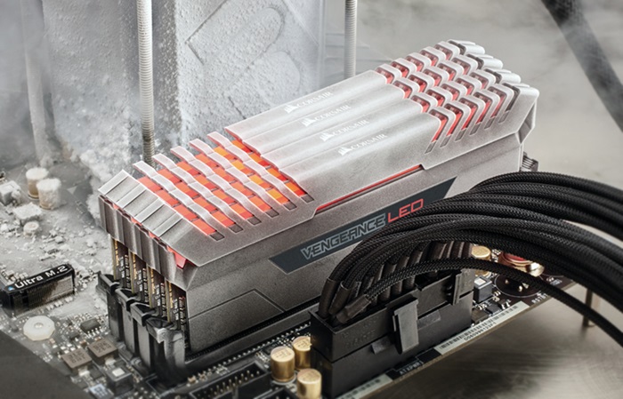 corsair VENGEANCE LED DDR4 Memory corsair VENGEANCE LED DDR4 Memory
