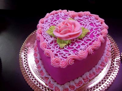 Bánh sinh nhật trái hồng thắm độc đáo Bánh sinh nhật trái hồng thắm độc đáo
