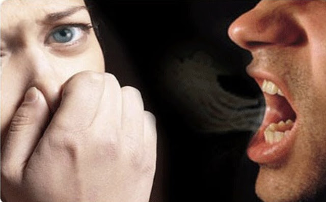 أسباب وعلاج رائحة الفم الكريهة