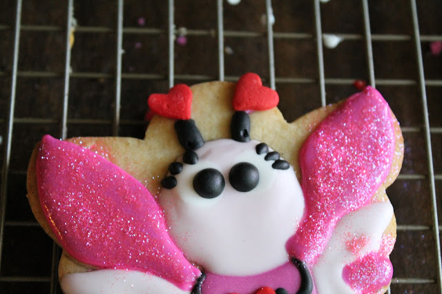 love bug cookie,galleta de insecto del amor,s,galletas para San Valentin, easy cookie decorating ideas, valentines cookies ideas, cookie decorating blogs, valentines, galletas de San Valentin