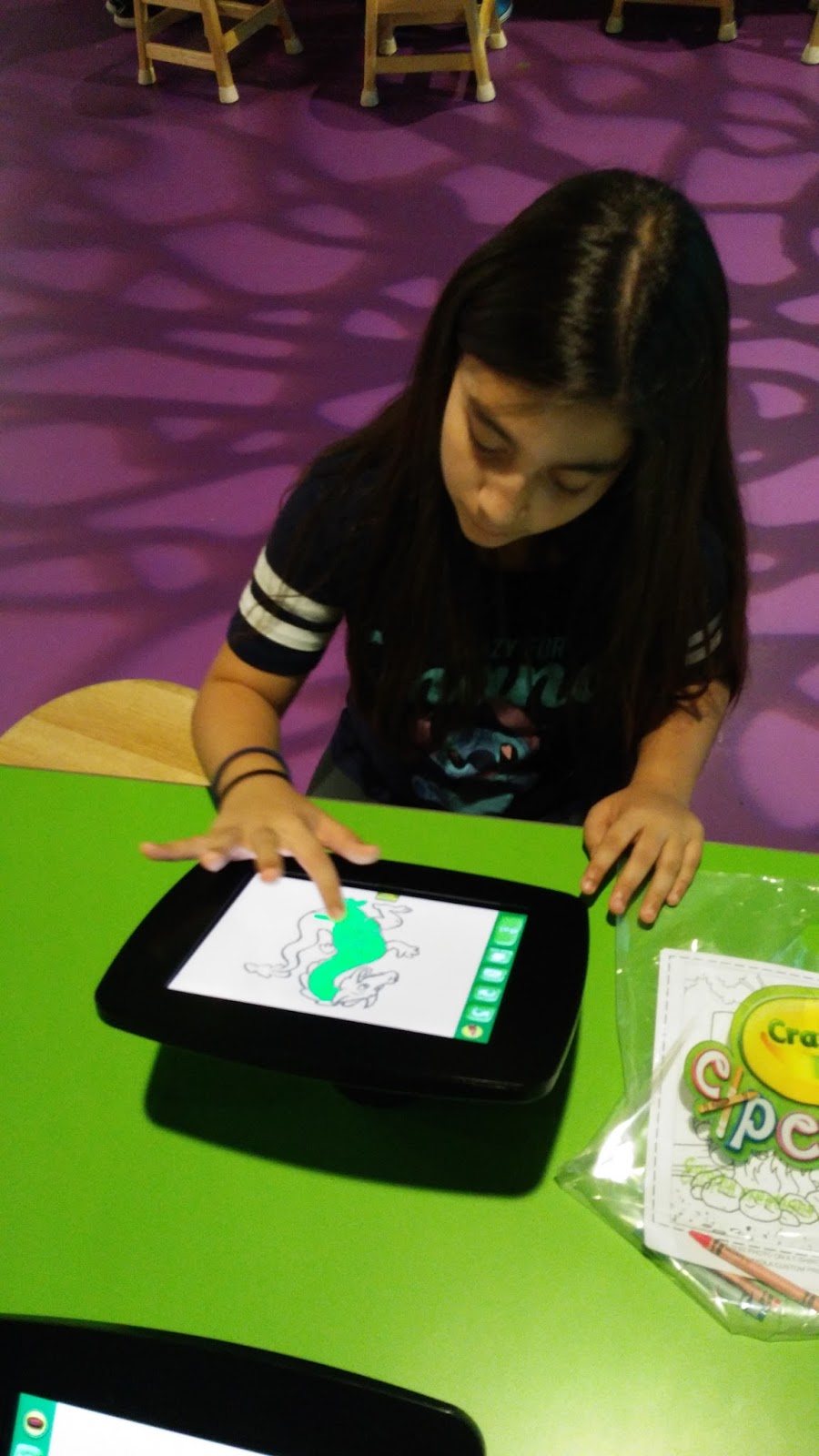 Chaotic Mama's Life Crayola Experience Field Trip with GGM