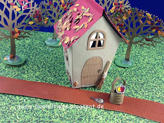 Haus im Herbst Stampin' Up! Mini Märchenland mit Hauschen von Schneewittchen und den sieben zwergen spieglein an der wand