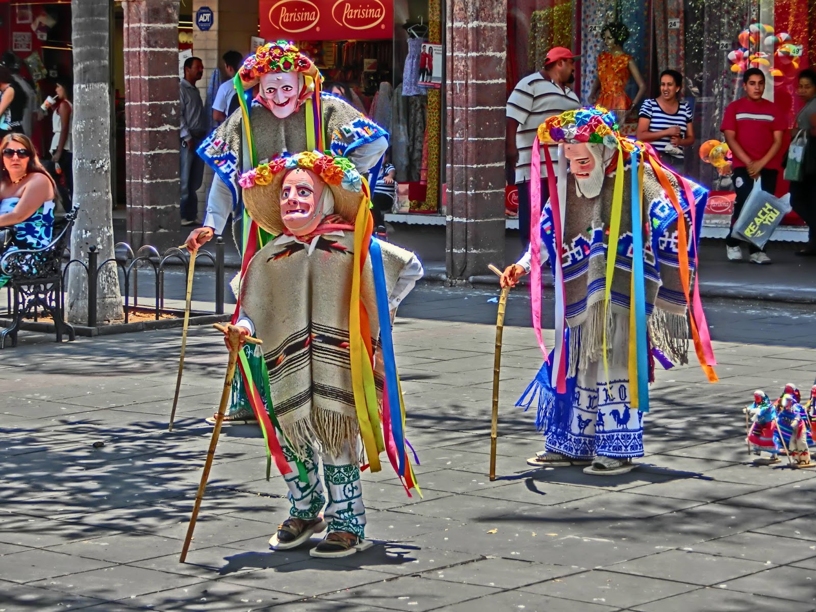 Jaime Ramos Méndez Danza de los Viejitos en la plaza principal de Zamora, Michoacán Jaime Ramos Méndez Danza de los Viejitos en la plaza principal de Zamora, Michoacán