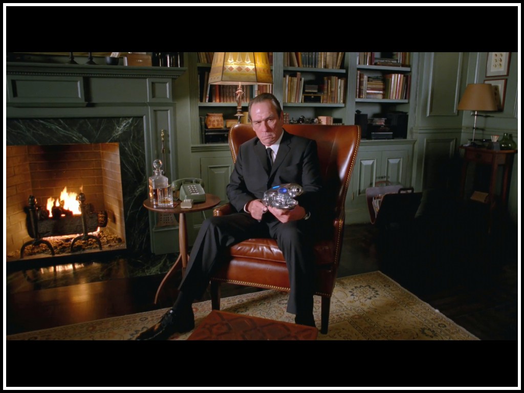 Pointless Movie Reviews!: MEN IN BLACK 3 -- 8