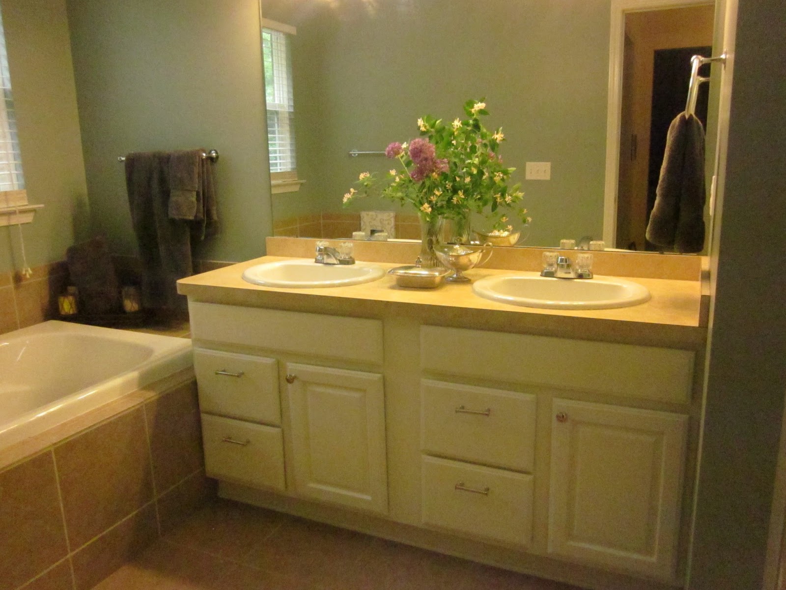 Three in the Middle Project ProgressMaster Bathroom Painting the