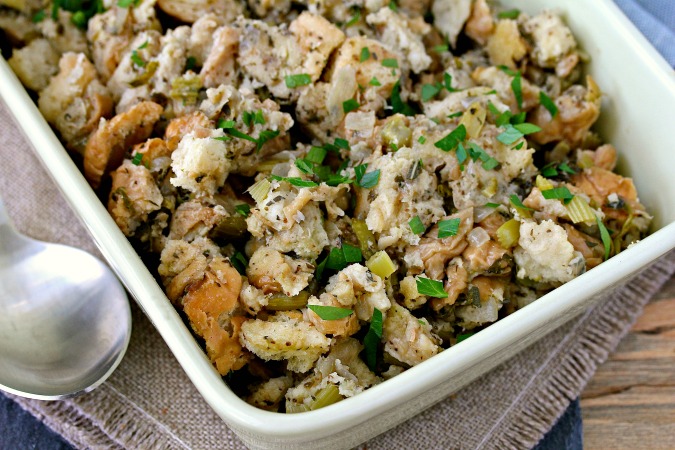 Slow Cooker Classic Bread Stuffing