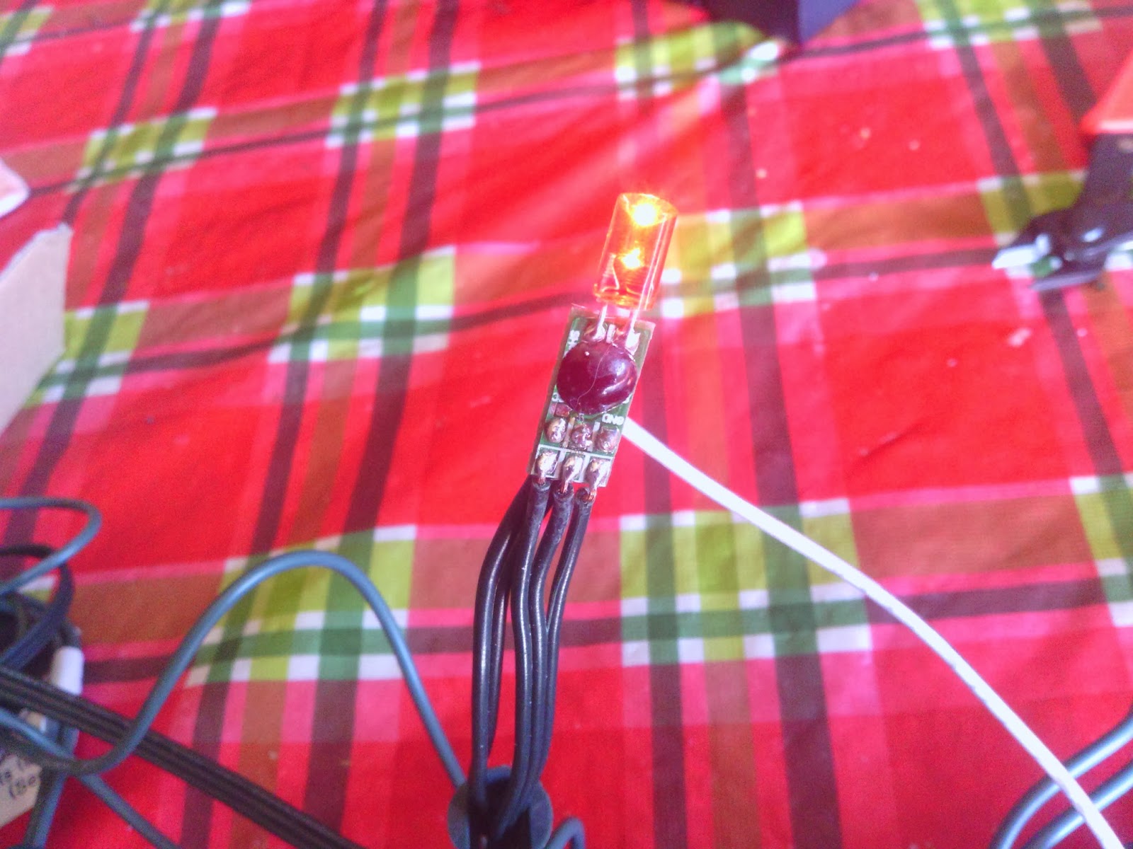 Controlling Cheap, Awesome Christmas Lights | Hackaday