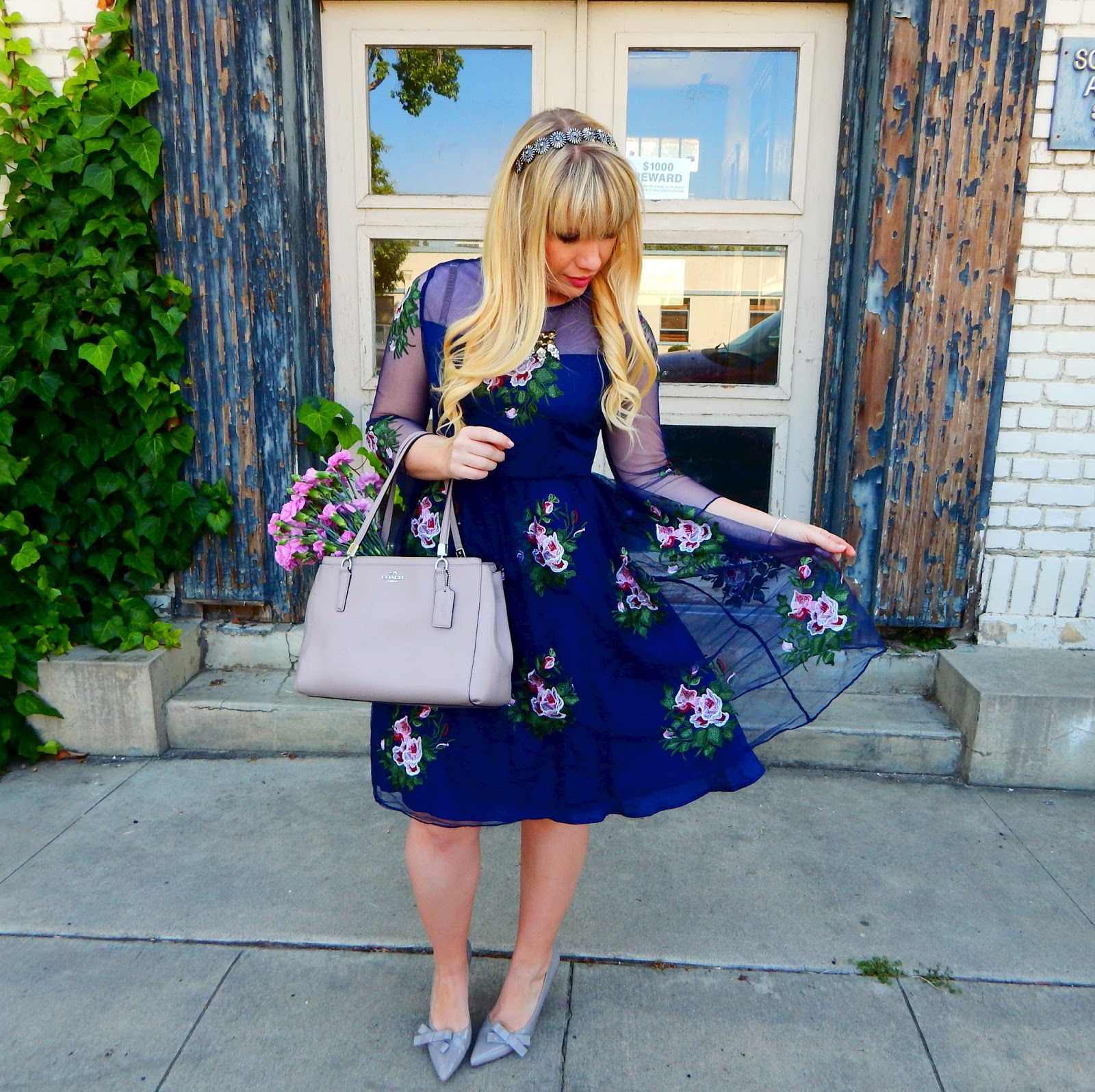 Embroidered Flowers & Friday Favorites Link Up