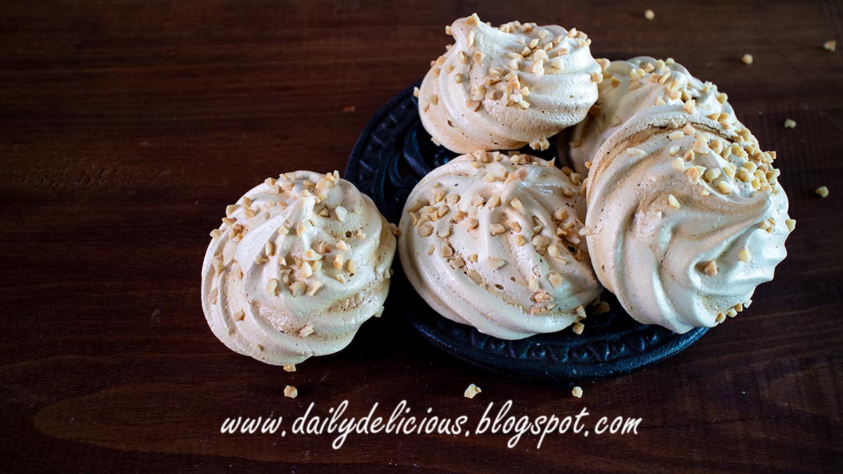 dailydelicious Coffee Meringues So Simply but very delicious