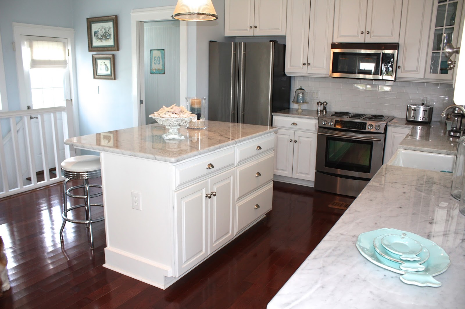 Sea Glass Cottage : Beach Cottage Kitchen